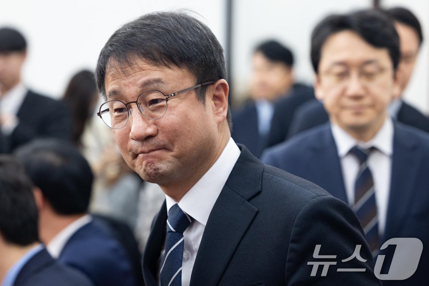 본문 이미지 - 한병도 더불어민주당 원내대표가 26일 서울 여의도 국회에서 열린 정책조정회의에 참석하고 있다. 2026.2.26 ⓒ 뉴스1 유승관 기자