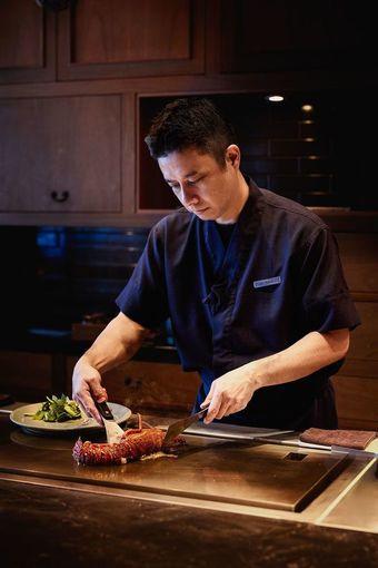 본문 이미지 - 제주 드림타워 유메야마 카카즈 준 셰프(롯데관광개발 제공)