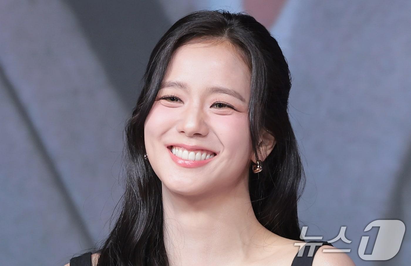 본문 이미지 - 블랙핑크 지수가 사랑스러운 매력을 발산했다. ⓒ 뉴스1 권현진 기자