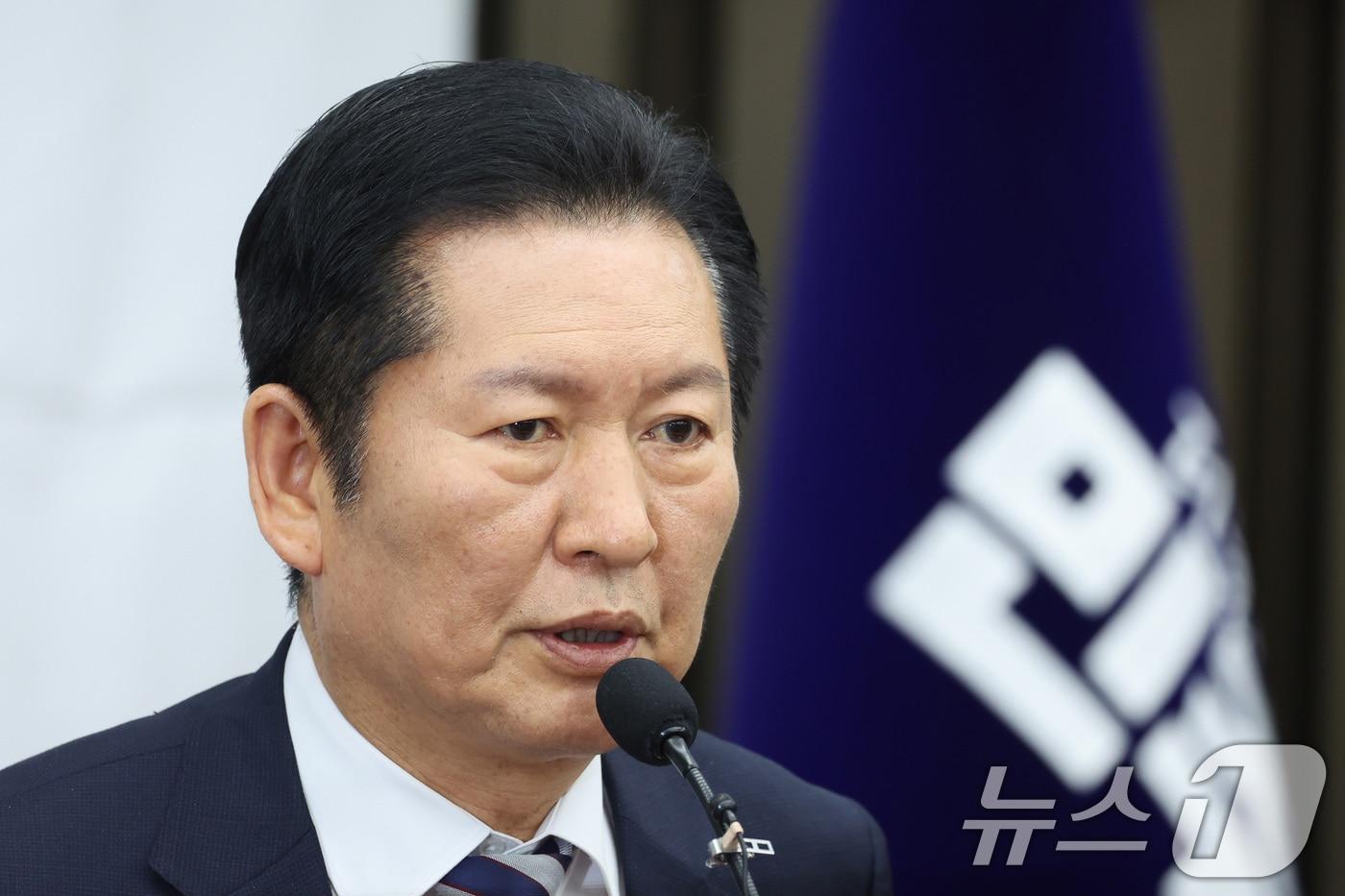 본문 이미지 - 정청래 더불어민주당 대표. 2026.2.26 ⓒ 뉴스1 신웅수 기자