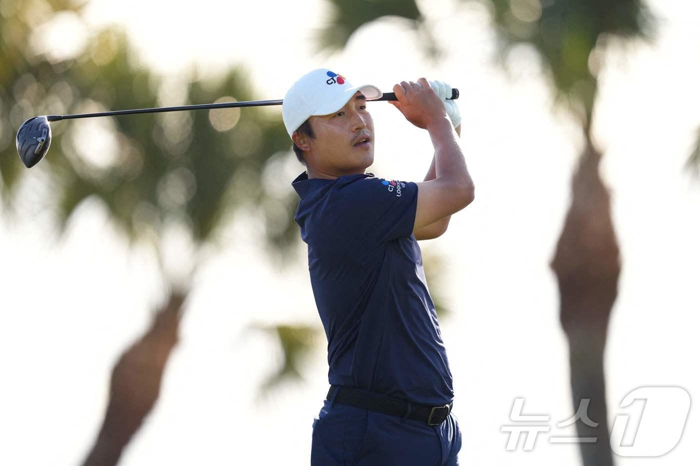 본문 이미지 - PGA 투어에 1년 만에 복귀한 이경훈.  ⓒ AFP=뉴스1