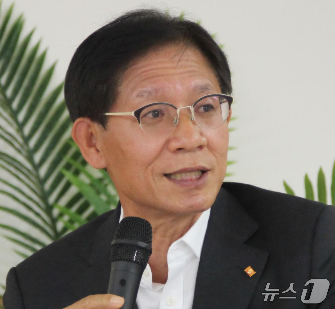 본문 이미지 - 광주광역시가 민간위탁 사업비 결산서 검사권을 세무사에게까지 확대하는 조례를 지난 27일 공포한 가운데 김성후 광주지방세무사회 회장(사진)은 "민간위탁 기관의 선택권을 확대하고 세금 낭비를 예방하는 계기가 될 것"이라고 의미를 부여했다.(한국세무사회 제공. 재판매 및 DB금지)/뉴스1