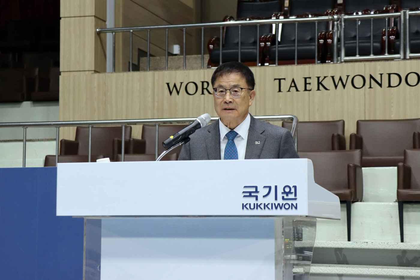 본문 이미지 - 윤웅석 국기원장이 ‘2026년도 WTA 교수 및 평가위원 위촉식’에서 인사말을 하고 있다. (국기원 제공)