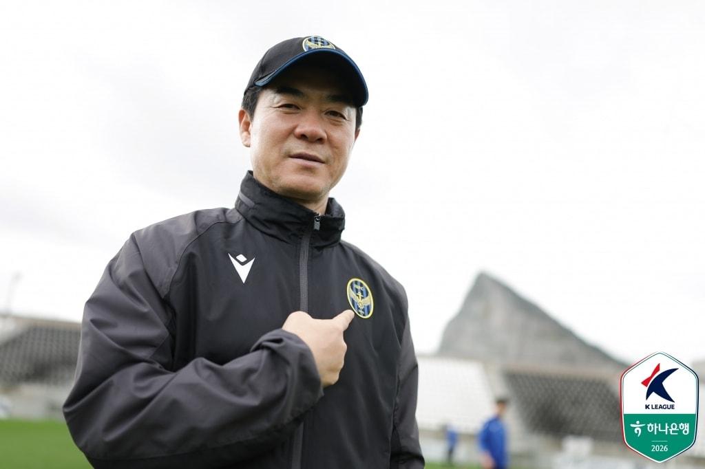본문 이미지 -  윤정환 인천 감독(한국프로축구연맹 제공)