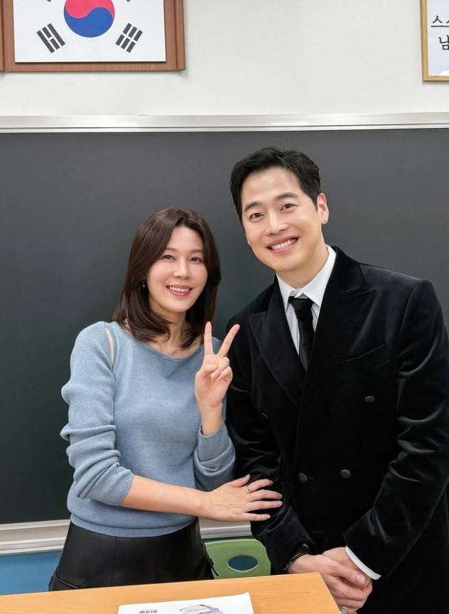 본문 이미지 - 김하늘 인스타그램