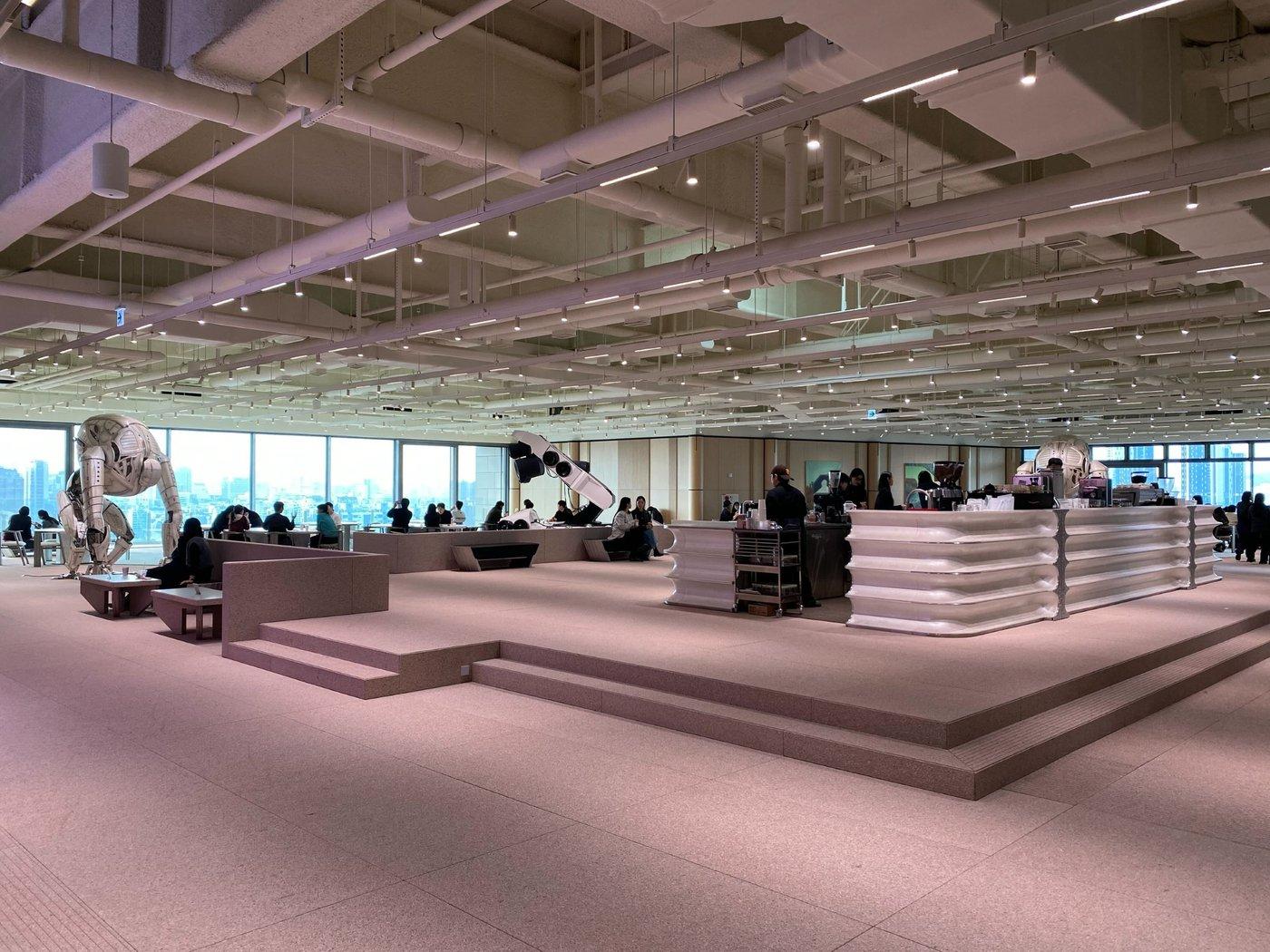 본문 이미지 - 아이아이컴바인드 본사 내에 위치한 직원 휴게 공간으로 커피, 티를 포함해 조식 등이 제공된다.(아이아이컴바인드제공)