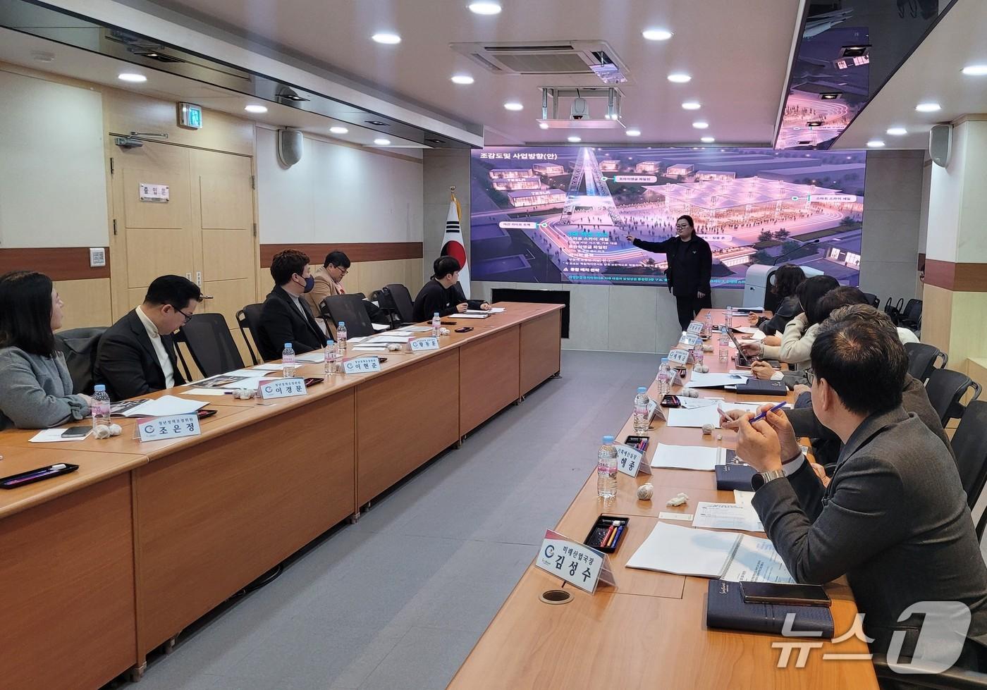 본문 이미지 - 광양시가  민선 8기 공약사업인 '젊음의 광장 조성사업' 기본계획 수립 용역 착수보고회를 개최했다.(광양시 제공)