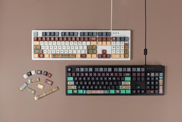 본문 이미지 - 2024 한국관광공사 사장상 수상한 단청키캡키보드(한국관광공사 제공)