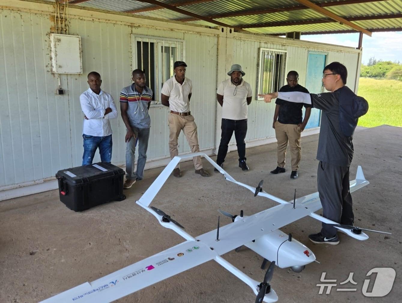본문 이미지 - 모잠비크 긴급 드론 운용 교육 (부산테크노파크 제공. 재판매 및 DB금지)