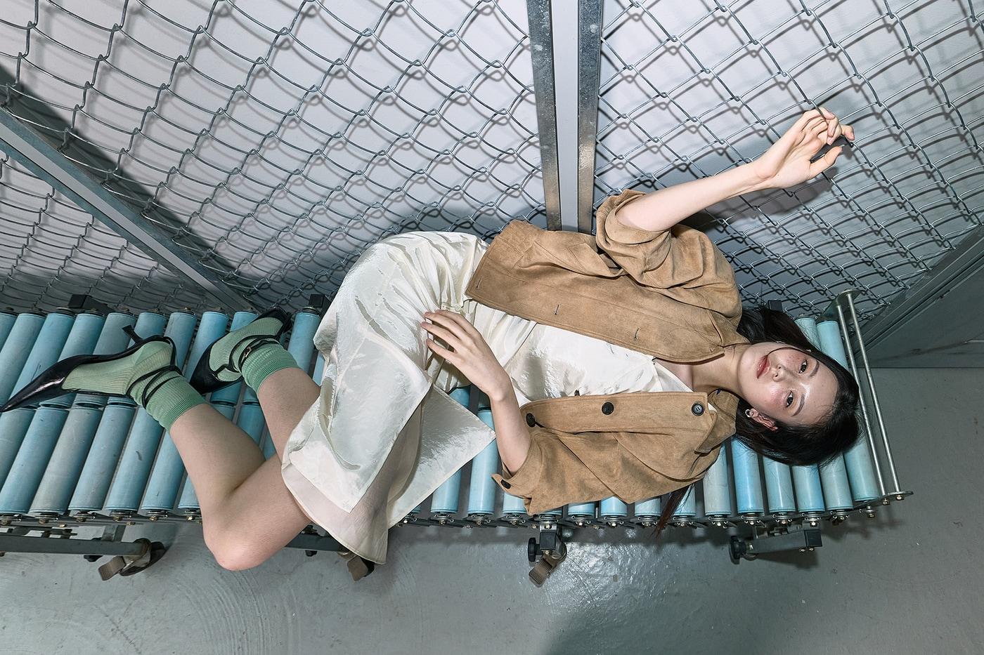 본문 이미지 - 구호플러스 2026 봄 컬렉션 화보(삼성물산 패션 제공)