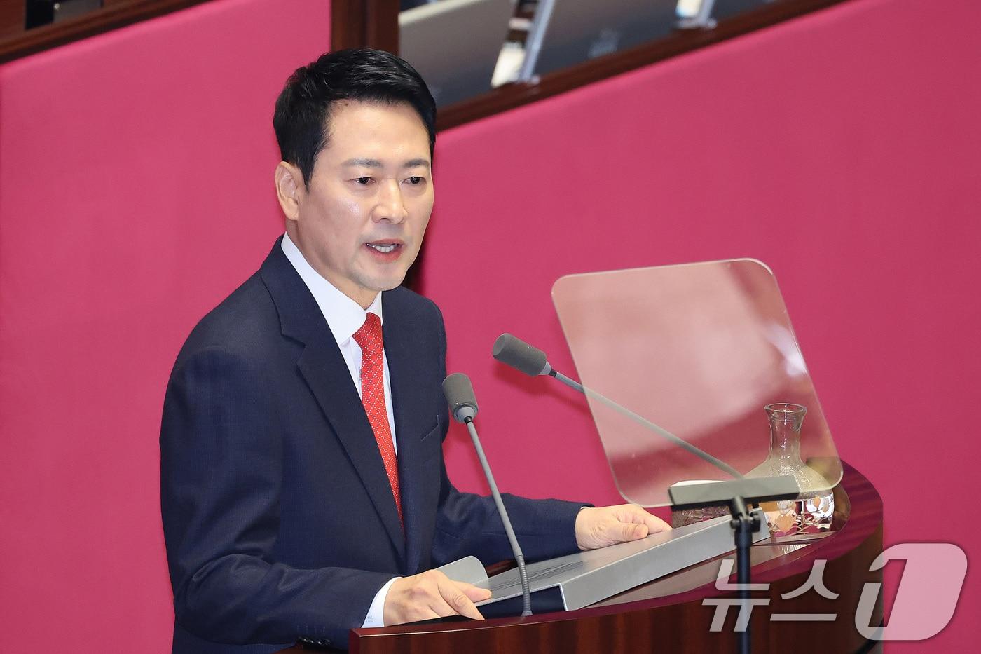 본문 이미지 - 장동혁 국민의힘 대표가 4일 서울 여의도 국회에서 열린 제432회국회(임시회) 제3차 본회의에서 국정에 관한 교섭단체 대표연설을 통해 여야영수회담을 제의했다.  2026.2.4/뉴스1 ⓒ News1 신웅수 기자