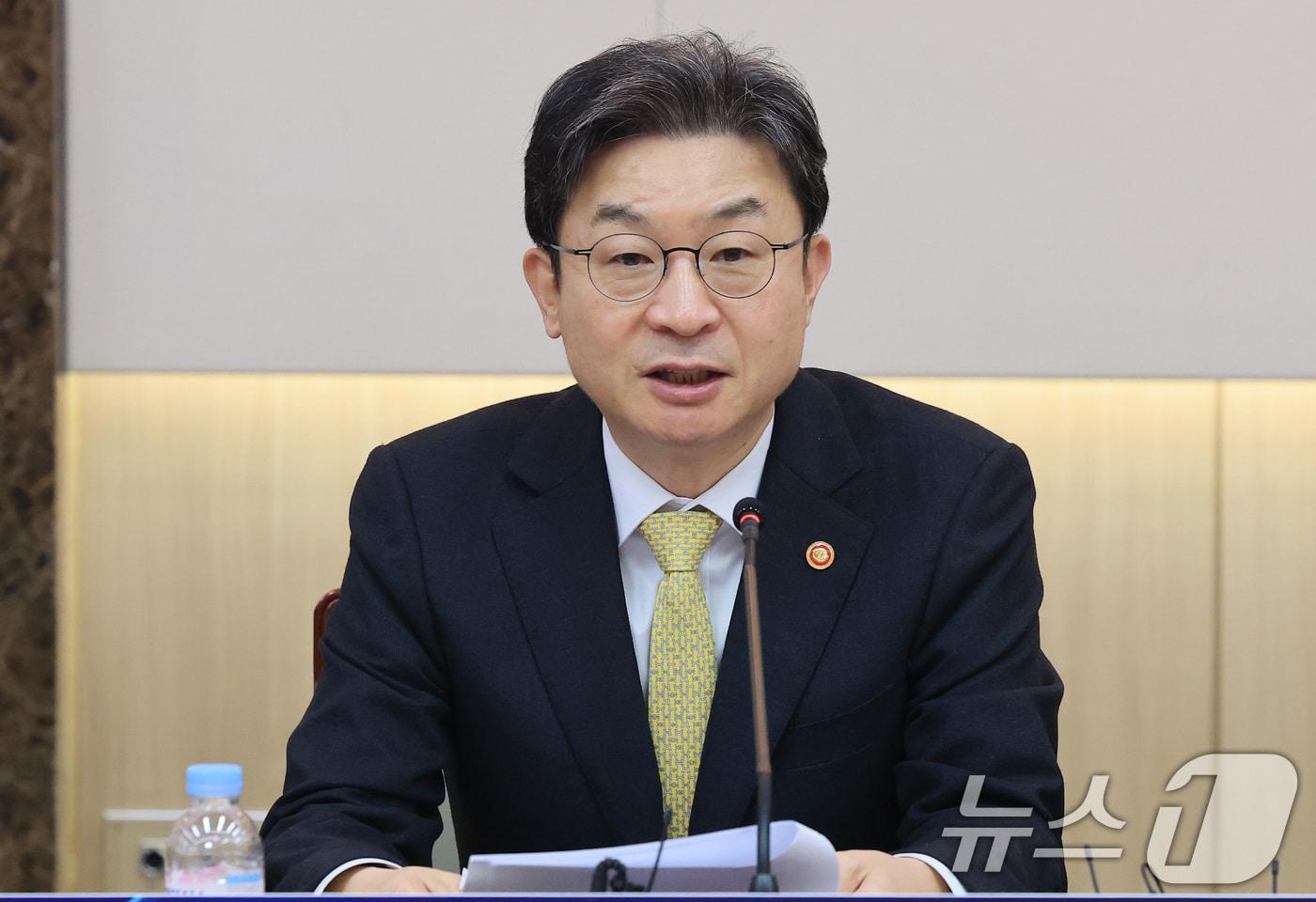 본문 이미지 - 이억원 금융위원장. 2026.2.4/뉴스1 ⓒ News1 임세영 기자