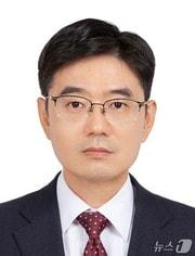 본문 이미지 - 신임 허만욱 부산지방해양수산청장 (해수청 제공. 재판매 및 DB금지)