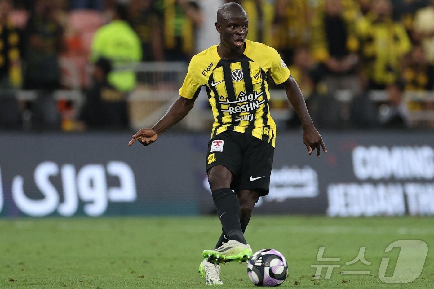 본문 이미지 - 알이티하드에서 페네르바체로 이적한 은골로 캉테. ⓒ AFP=뉴스1