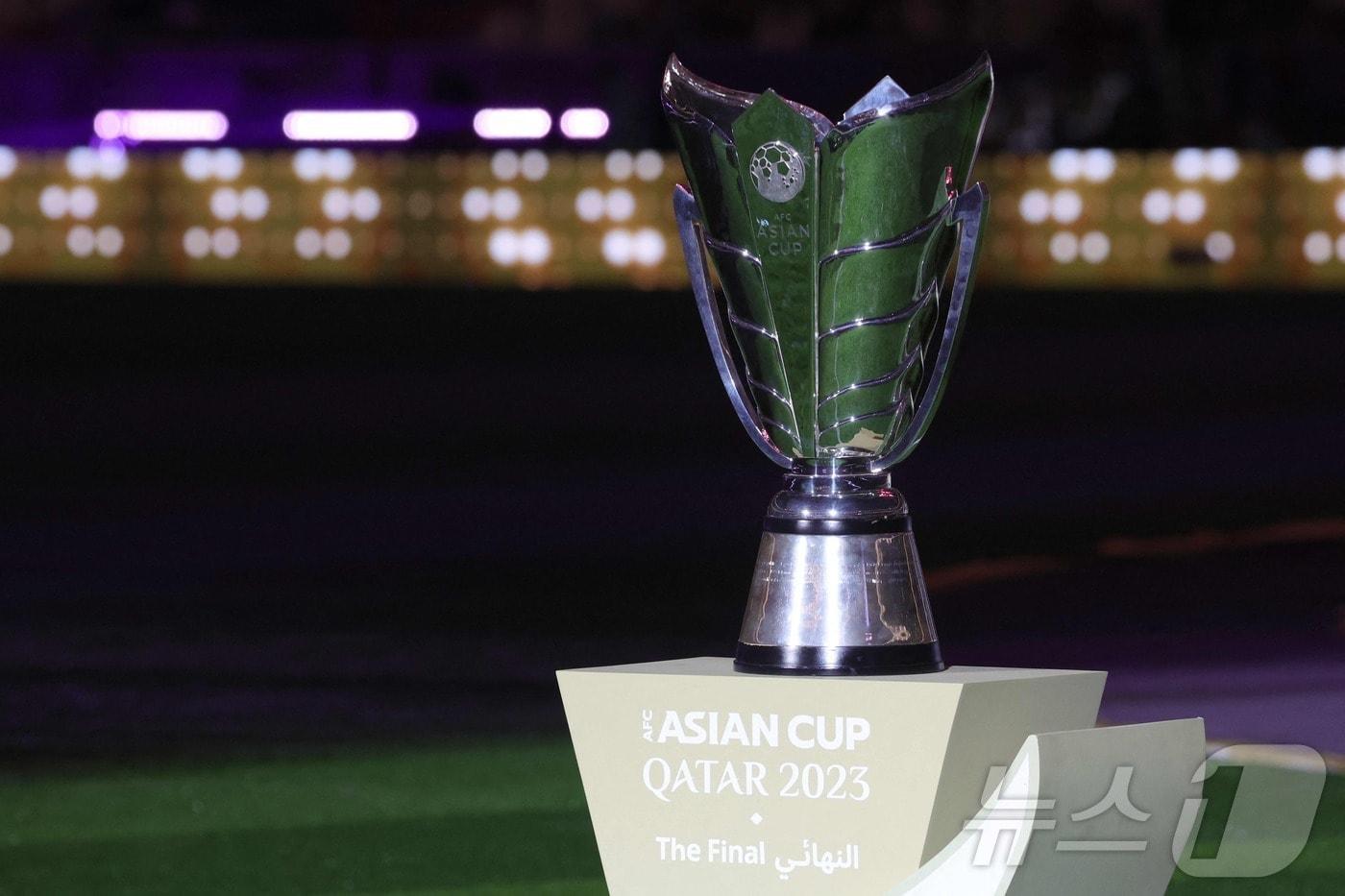 본문 이미지 - AFC 아시안컵 우승 트로피. ⓒ AFP=뉴스1