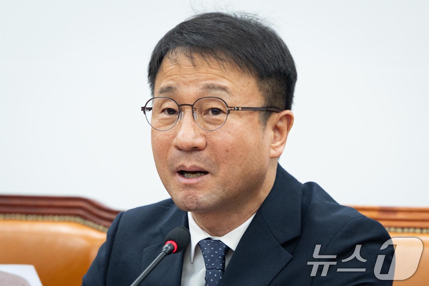 본문 이미지 - 한병도 더불어민주당 원내대표가 5일 서울 여의도 국회에서 열린 정책조정회의에서 모두 발언을 하고 있다. 2026.2.5/뉴스1 ⓒ News1 유승관 기자