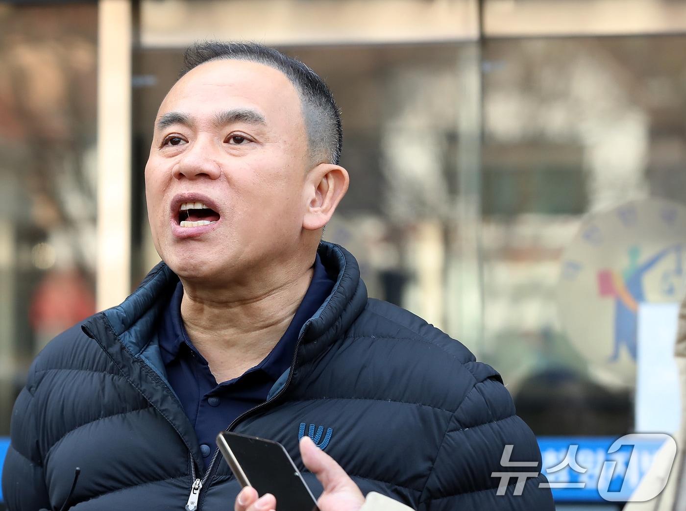 본문 이미지 - 정치자금법 위반 등 혐의로 재판에 넘겨진 '정치 브로커' 명태균 씨. 2026.2.5 ⓒ 뉴스1 윤일지 기자