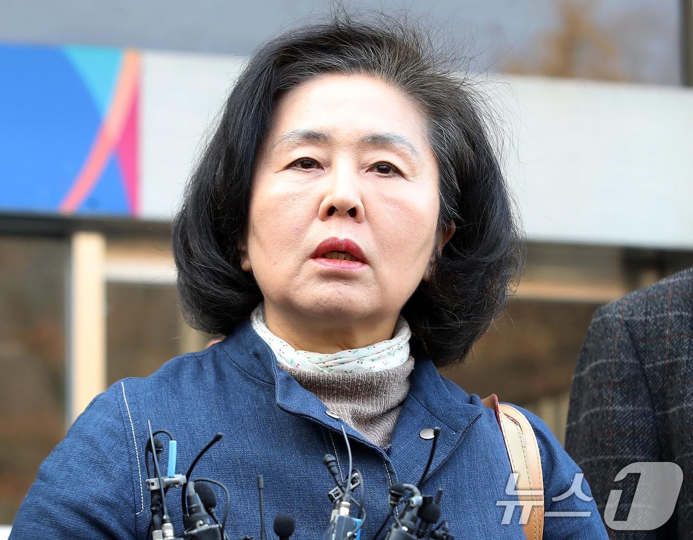 본문 이미지 - 정치자금법 위반 혐의로 재판에 넘겨진 김영선 전 국민의힘 의원. 2026.2.5 ⓒ 뉴스1 윤일지 기자