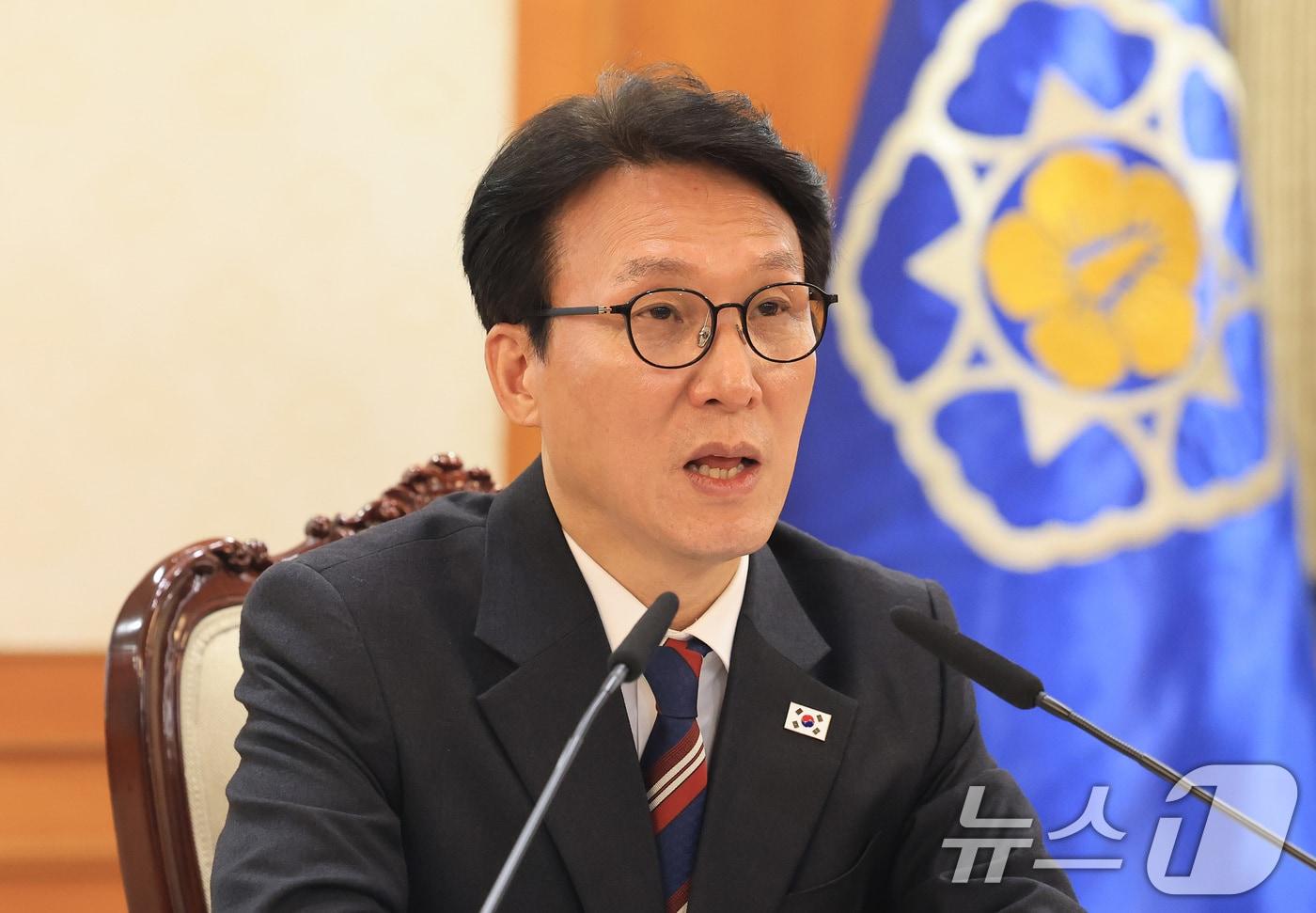 본문 이미지 - 김민석 국무총리가 5일 서울 종로구 정부서울청사에서 열린 국토공간 대전환 범정부협의회의에서 모두발언을 하고 있다. 2026.2.5 ⓒ 뉴스1 임세영 기자