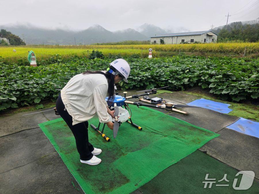 본문 이미지 - 전북 무주군의 농업용 드론 자격증 취득 교육.(무주군 제공. 재판매 및 DB 금지)