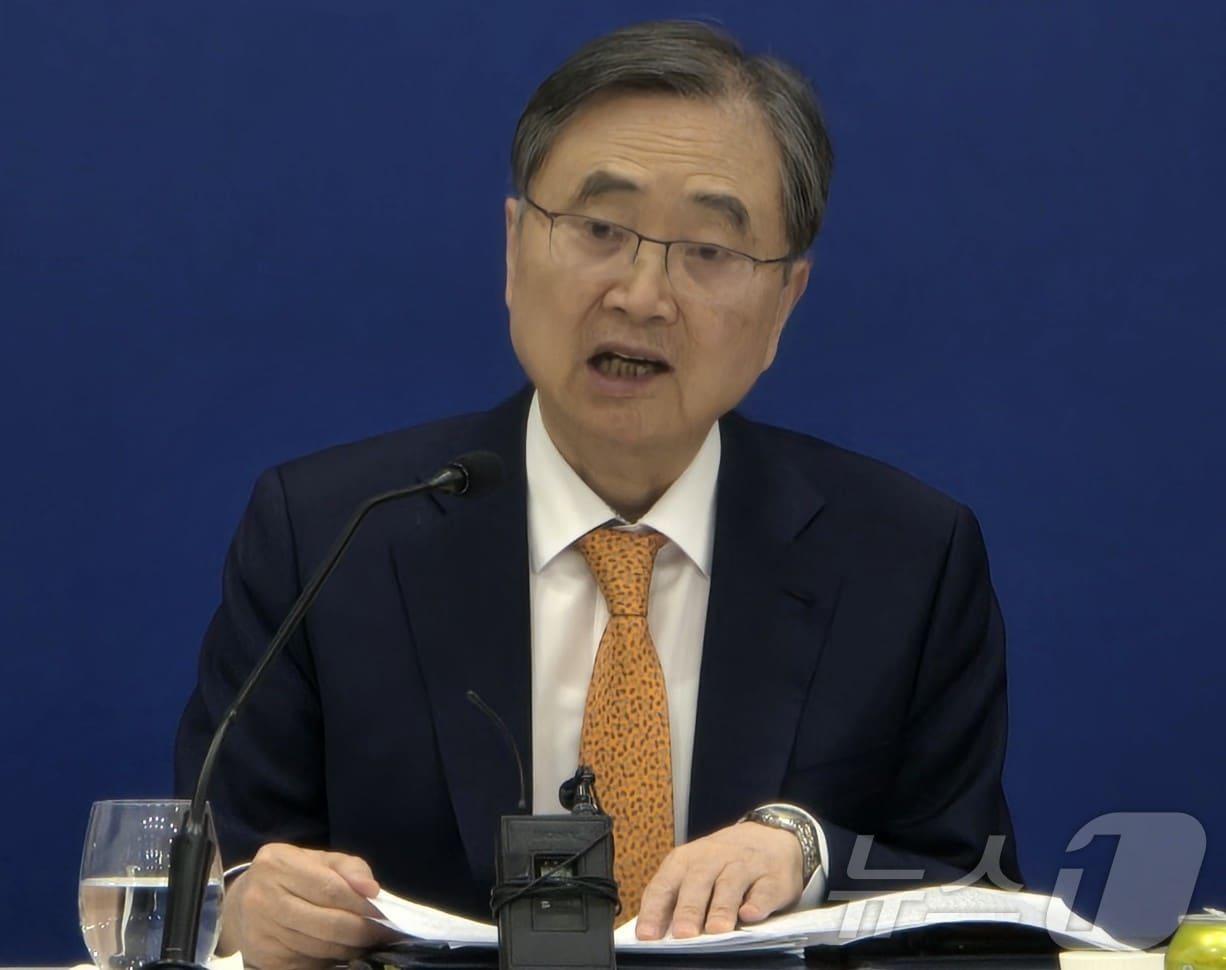 본문 이미지 - 조현 외교부 장관이 5일(현지시간) 미국 워싱턴DC 주미한국대사관에서 한미 외교장관 회담 성과에 대해 밝히고 있다. 2026.2.5/뉴스1 ⓒ News1 류정민 특파원