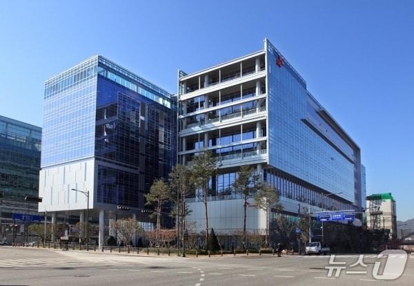 본문 이미지 - 경기 성남시 판교에 위치한 SK케미칼 본사 (사진제공 = SK케미칼) 