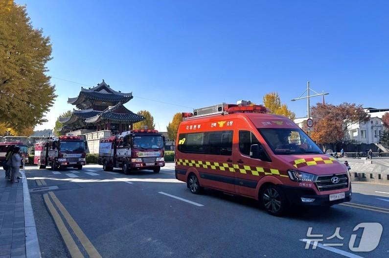 본문 이미지 - 긴급차량이 출동하고 있다.(전북소방본부 제공. 재판매 및 DB금지)