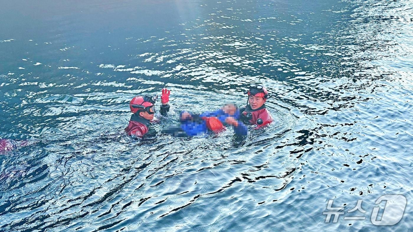 본문 이미지 - 통영해양경찰서 제공. 재판매 및 DB금지