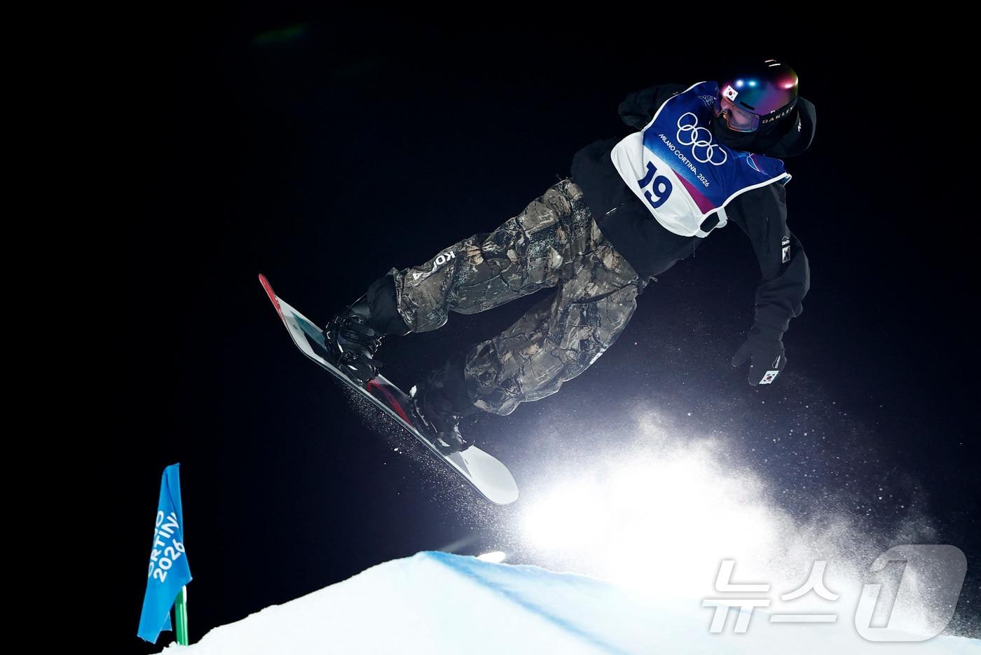 본문 이미지 - 스노보드 빅에어에 출전한 유승은 ⓒ 로이터=뉴스1