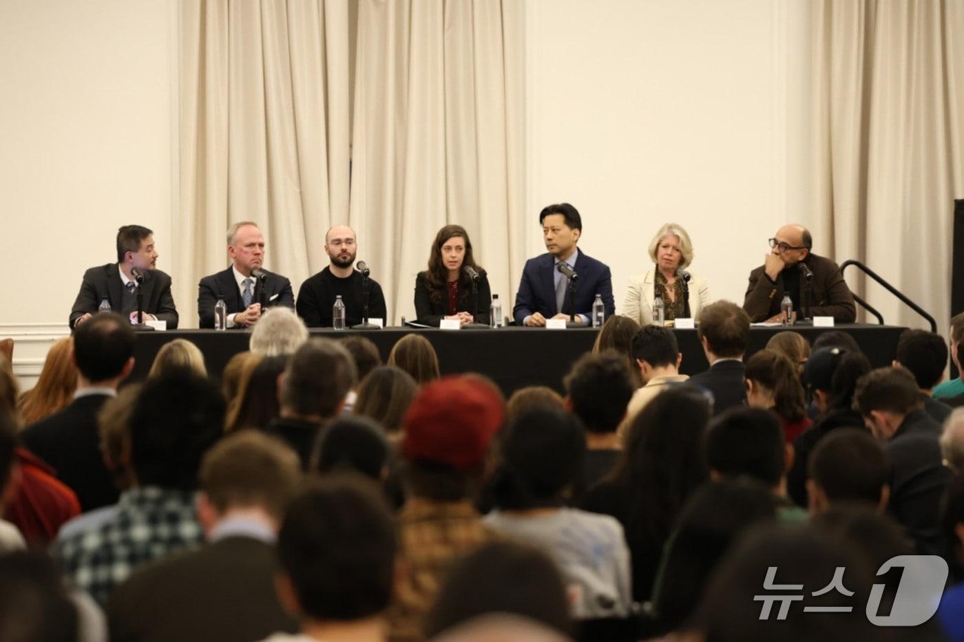 본문 이미지 - KAIST-NYU AI 및 디지털 거버넌스 서밋 공개패널 토론(KAIST 제공) /뉴스1