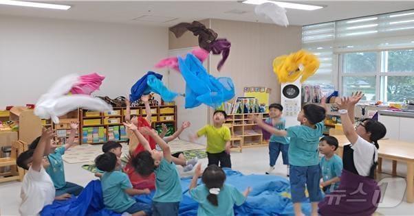 본문 이미지 - 경북도 교육청은 오는 13일까지 유아의 성장과 발달을 중심에 둔 방과후 과정의 질을 높이기 위해 ‘방과후 특색유치원’ 50곳을 모집한다.(경북교육청 제공. 재판매 및 DB금지) /뉴스1