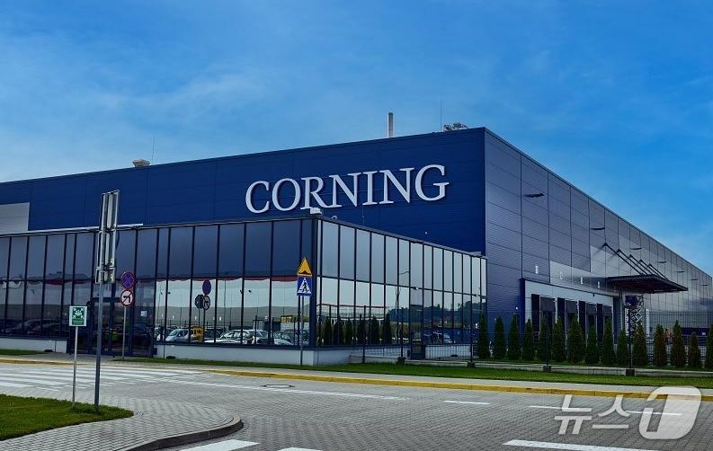 본문 이미지 - 코닝 로고 - 회사 홈피 갈무리
