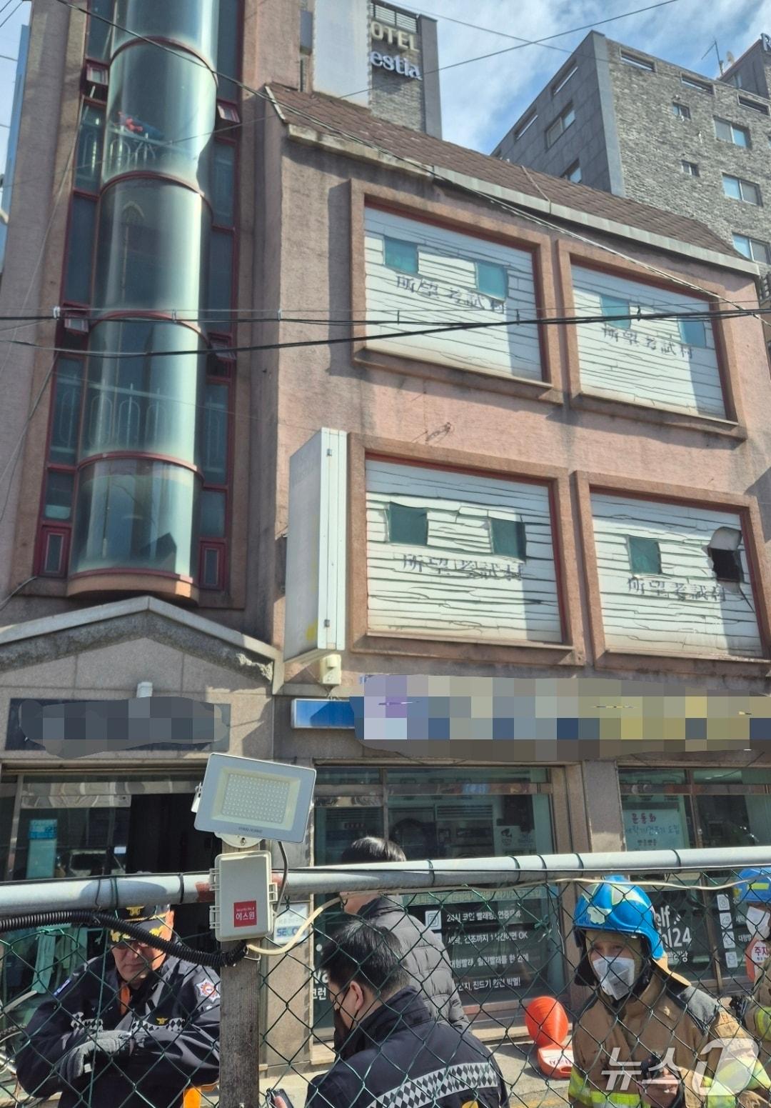 본문 이미지 - 화재 현장. (경기도소방재난본부 제공. 재판매 및 DB 금지) 2026.2.9/뉴스1