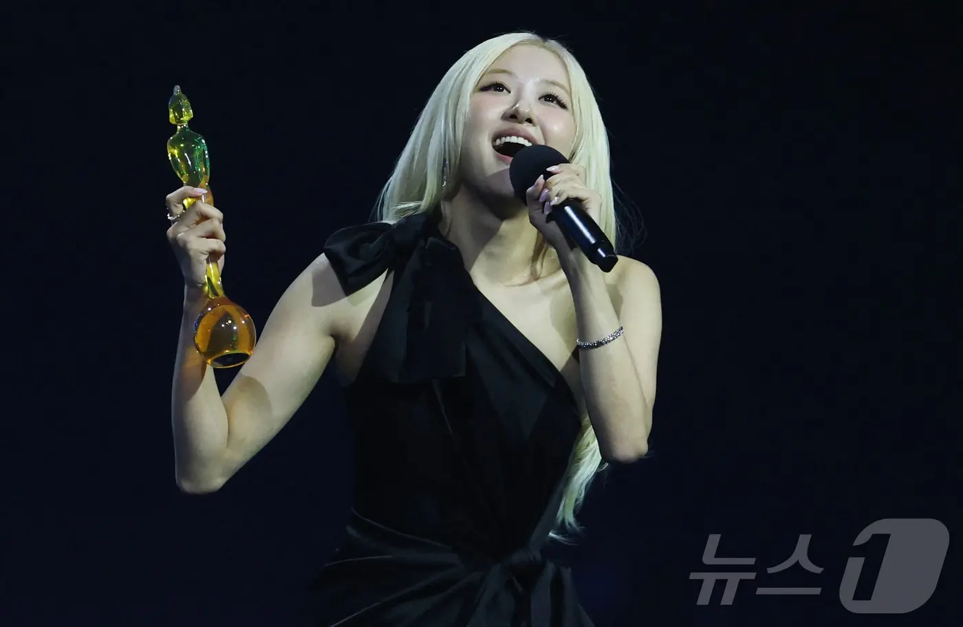 본문 이미지 - 로제 ⓒ 로이터=뉴스1