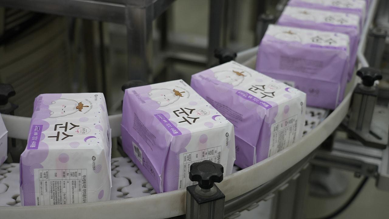 본문 이미지 - '좋은느낌 순수 수퍼롱 오버나이트' 제품 사진.(유한킴벌리 제공)