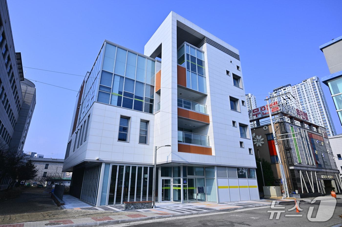 본문 이미지 - 속초시 장애인종합복지센터 이음 전경.(속초시 제공, 재판매 및 DB 금지) 2026.3.10/뉴스1