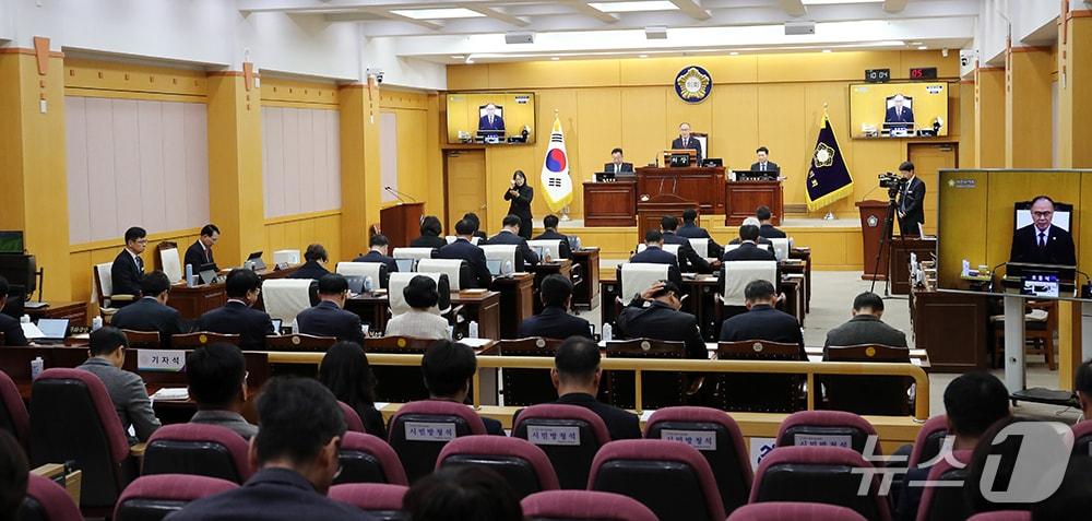 본문 이미지 - 서산시의회, 제312회 임시회 개회 모습(서산시의회 제공. 재판매 및 DB금지)2026.3.10/뉴스1
