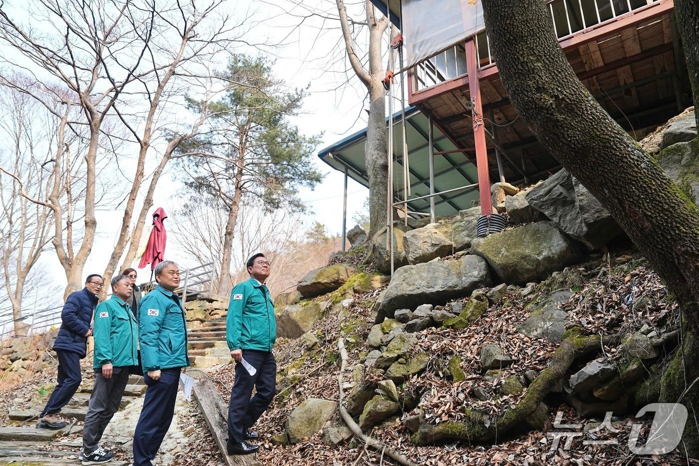 본문 이미지 - 하천·계곡 내 불법 행위 전수조사(천안시청 제공. 재판매 및 DB금지)