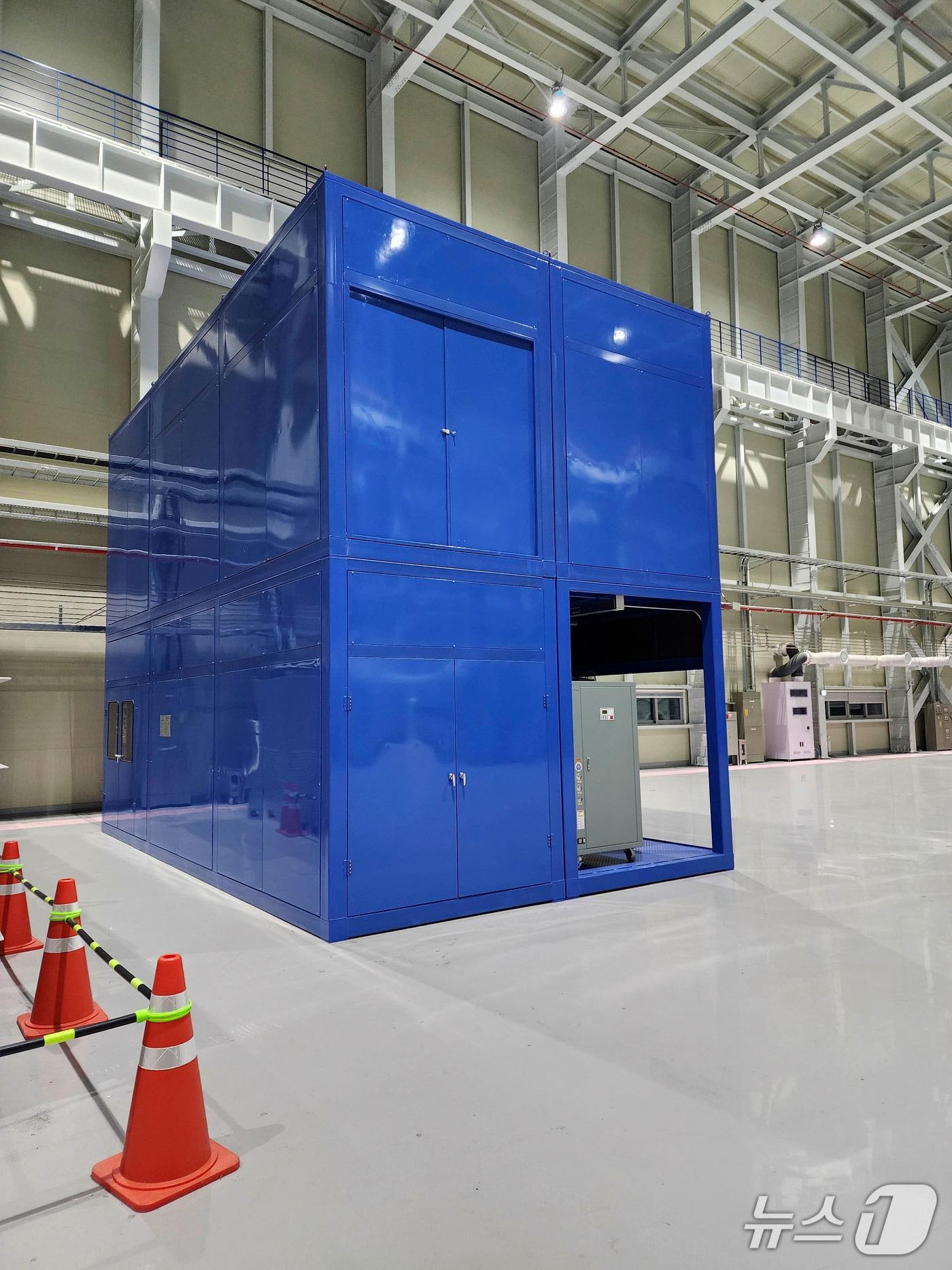 본문 이미지 - 상용규모 방사성 콘크리트폐기물 감용 처리설비(원자력연 제공) /뉴스1