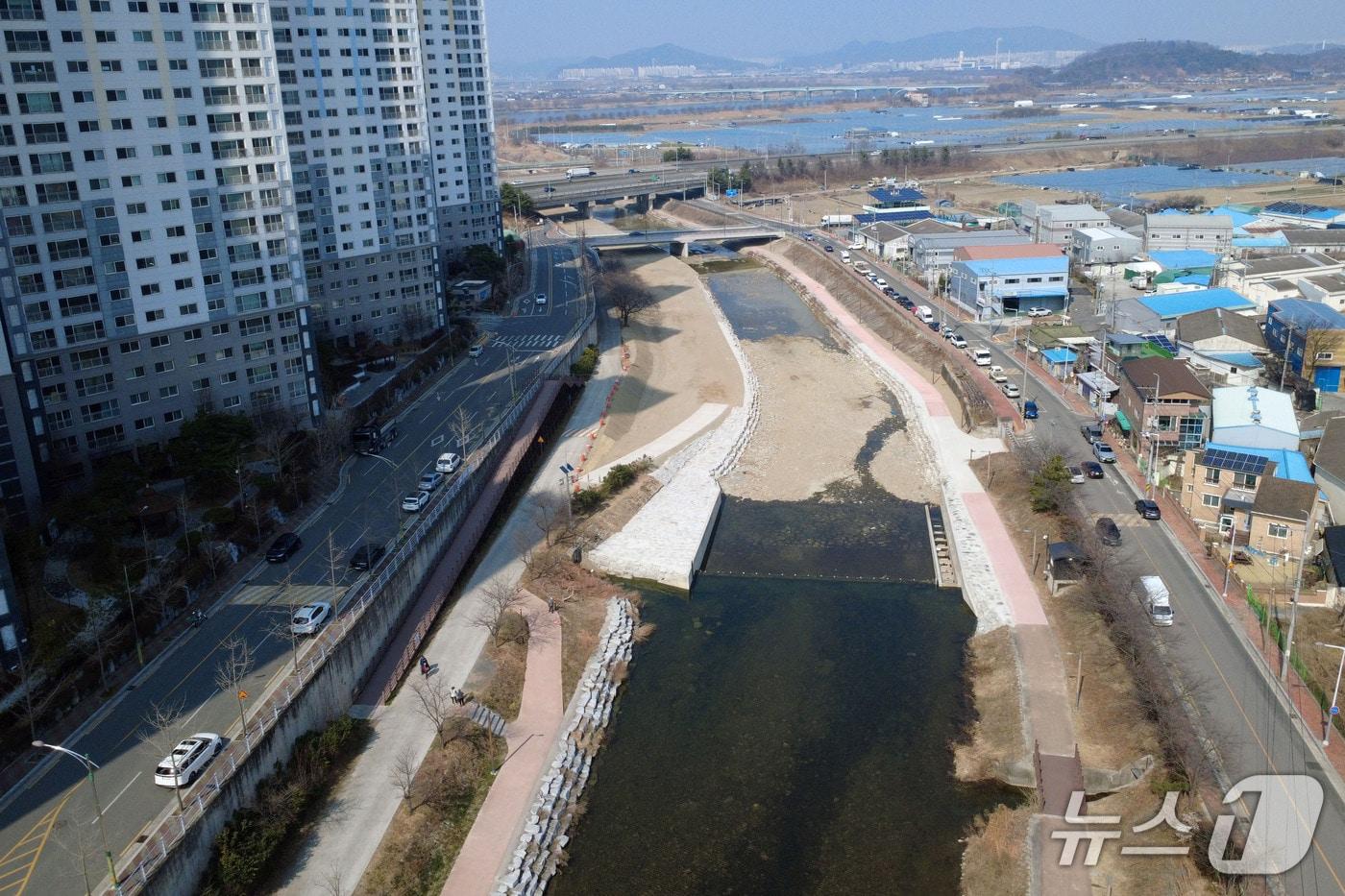 본문 이미지 - 대구 달성군은 기세곡천 하천재해예방사업을 마무리했다.(대구 달성군 제공. 재판매 및 DB금지)
