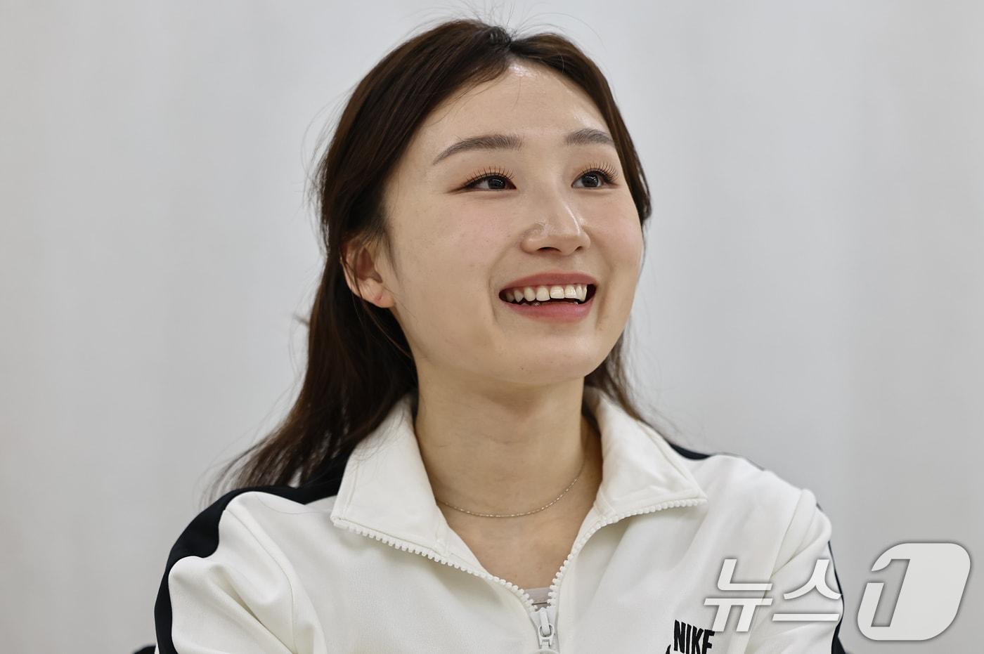 본문 이미지 - 쇼트트랙 최민정이 12일 서울 강남구 올댓스포츠에서 뉴스1과 인터뷰를 하고 있다. 2026.3.12 ⓒ 뉴스1 김도우 기자