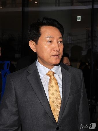 본문 이미지 - 오세훈 서울시장이 12일 서울 금천구 서서울미술관에서 열린 '서서울미술관 개관식'에 참석하고 있다. 2026.3.12 ⓒ 뉴스1 이호윤 기자