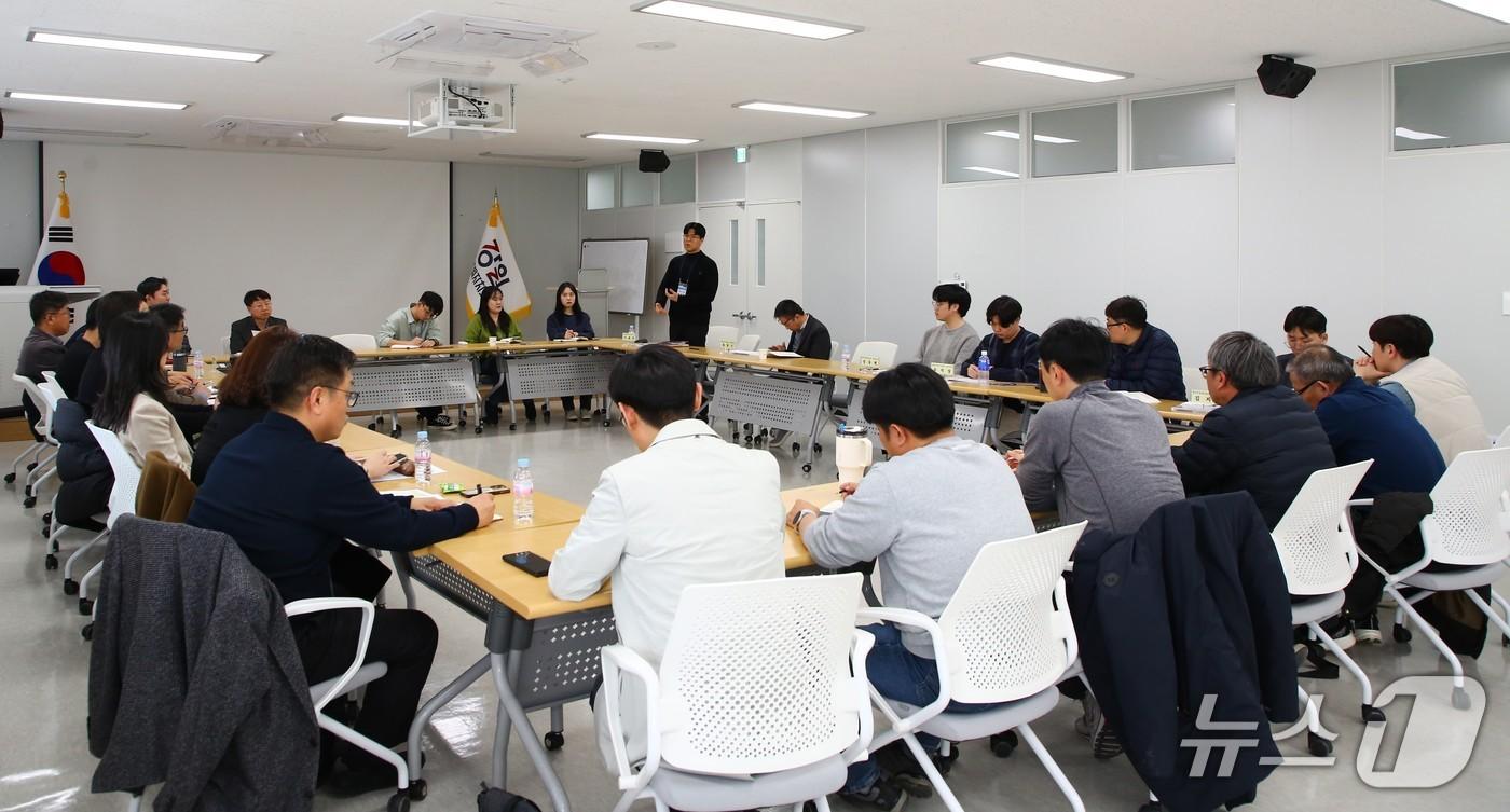 본문 이미지 - 강원특별자치도 농업기술원, '2026년 도-시군 공동 과제발굴 협의회' 개최.(도농업기술원 제공, 재판매 및 DB금지)