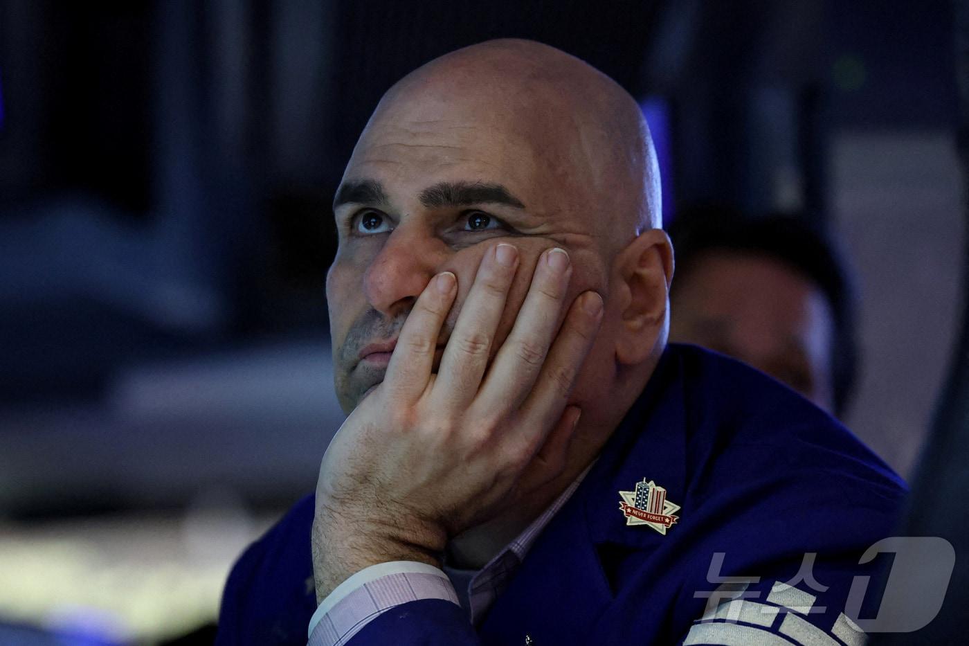 본문 이미지 - 뉴욕증권거래소 트레이더 ⓒ 로이터=뉴스1