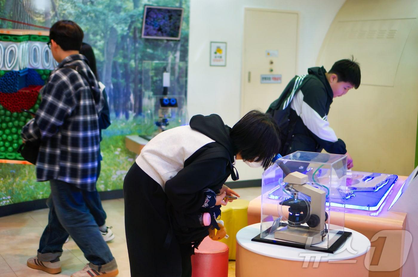 본문 이미지 - 경북교육청이 학교 밖 체험활동을 통한 창의융합형 인재 육성을 위해 44개 기관을 연계한 ‘창의융합에듀파크’를 조성, 운영한다. /뉴스1