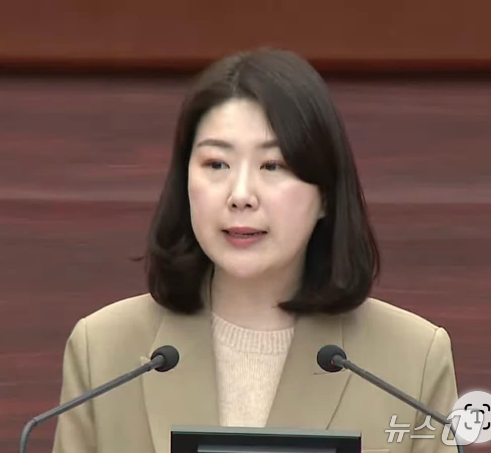 본문 이미지 - 13일 서난이 전북도의원이 정례회에서 5분 발언을 하고 있다.2026.3.13/뉴스1