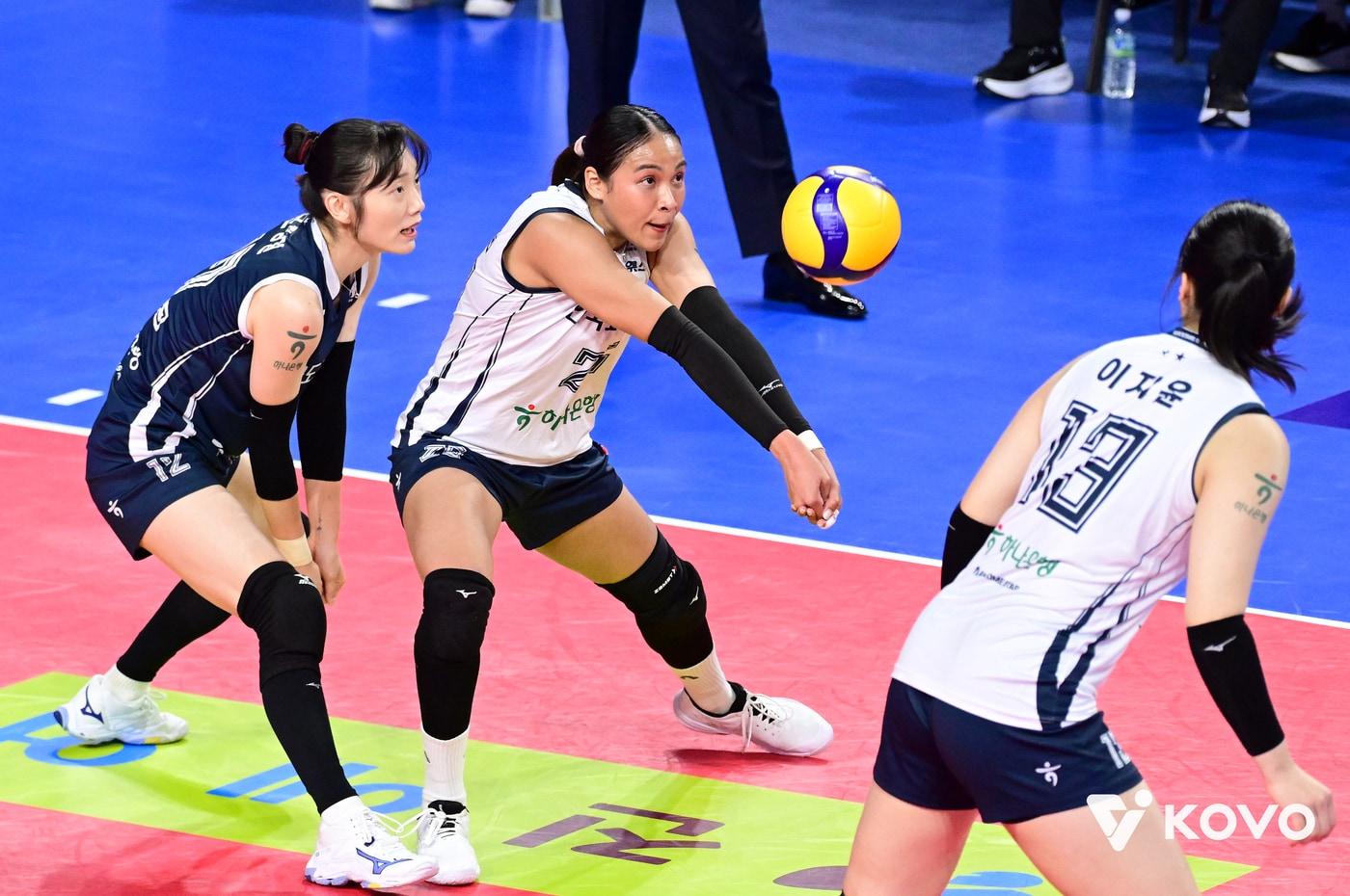 본문 이미지 - 부상에서 복귀하는 한국도로공사의 타나차 쑥솟(KOVO 제공)