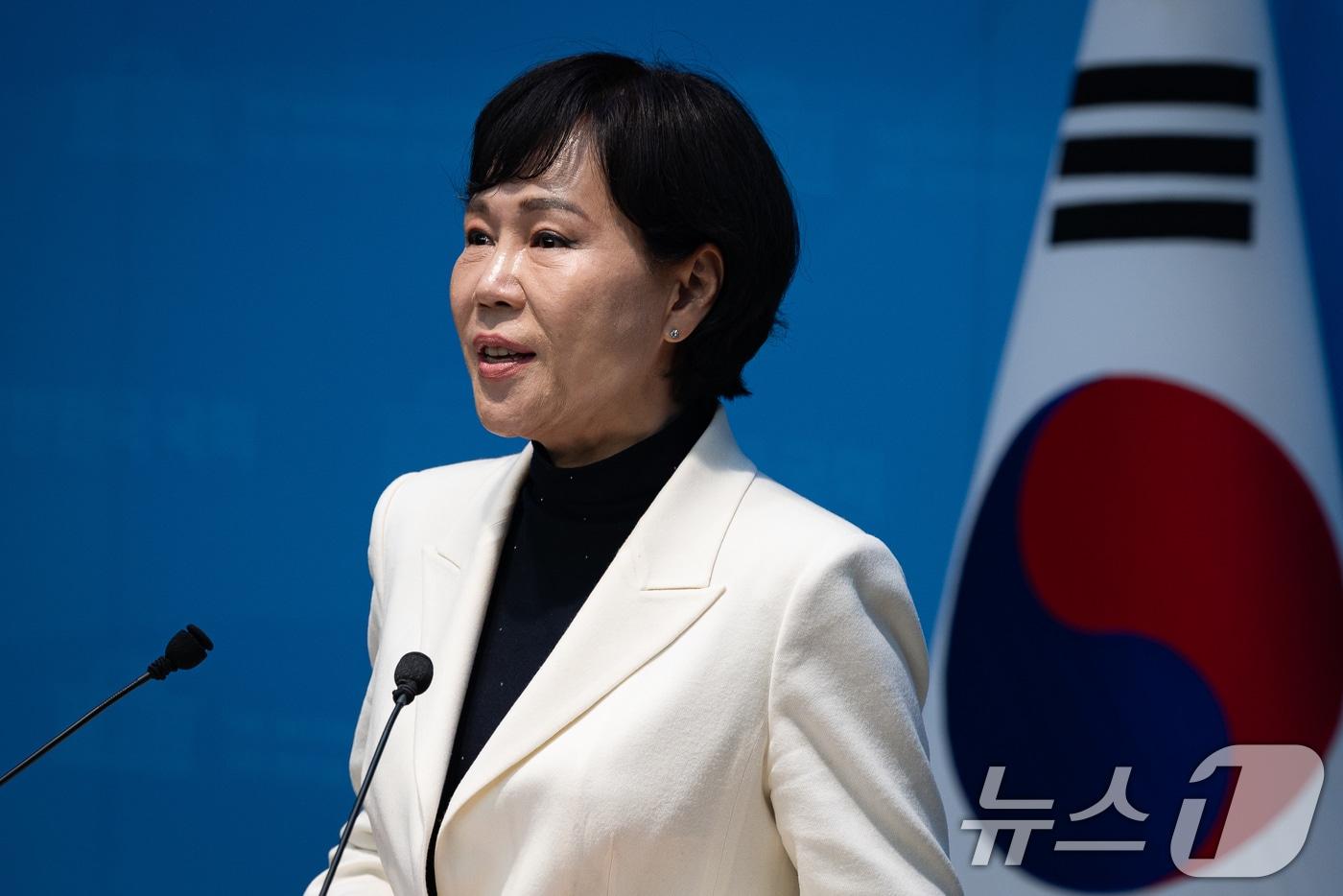 본문 이미지 - 전현희 더불어민주당 서울시장 예비후보가 15일 서울 여의도 국회 소통관에서 기자회견을 열고 서울 교통 공약을 발표하고 있다. 2026.3.15 ⓒ 뉴스1 유승관 기자