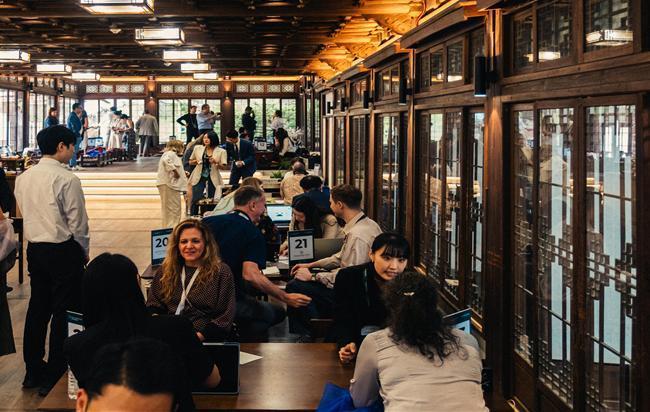 본문 이미지 - 2025년 비즈니스 상담 현장(서울시 제공)