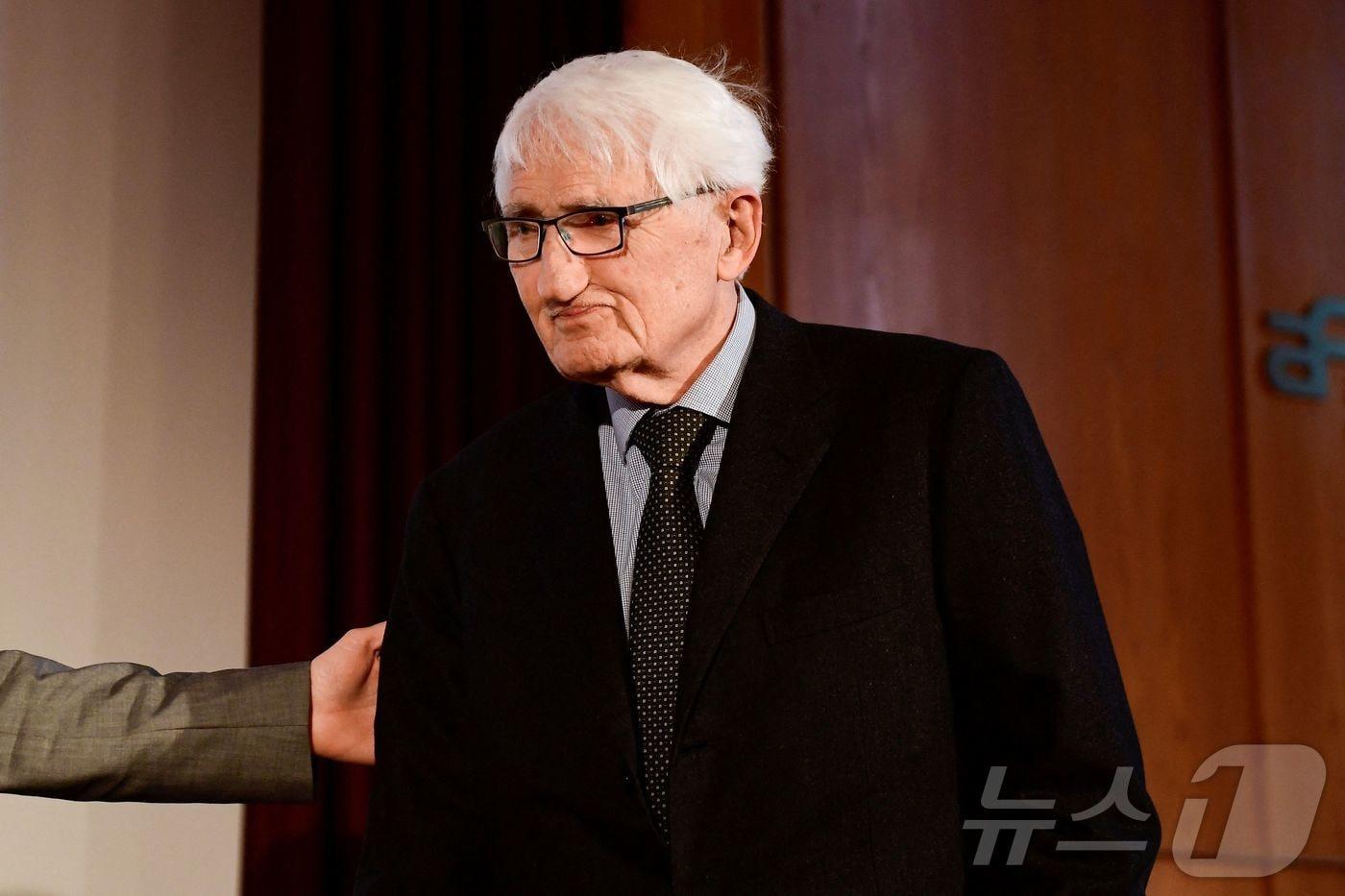 본문 이미지 - 독일 철학자 위르겐 하버마스<자료사진> ⓒ AFP=뉴스1